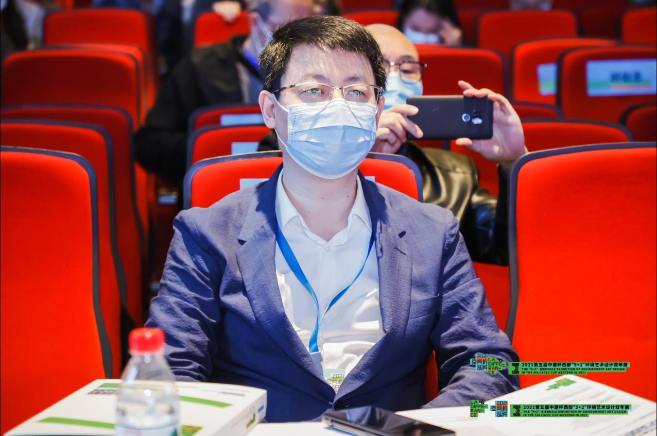 张总.jpg 张总.jpg