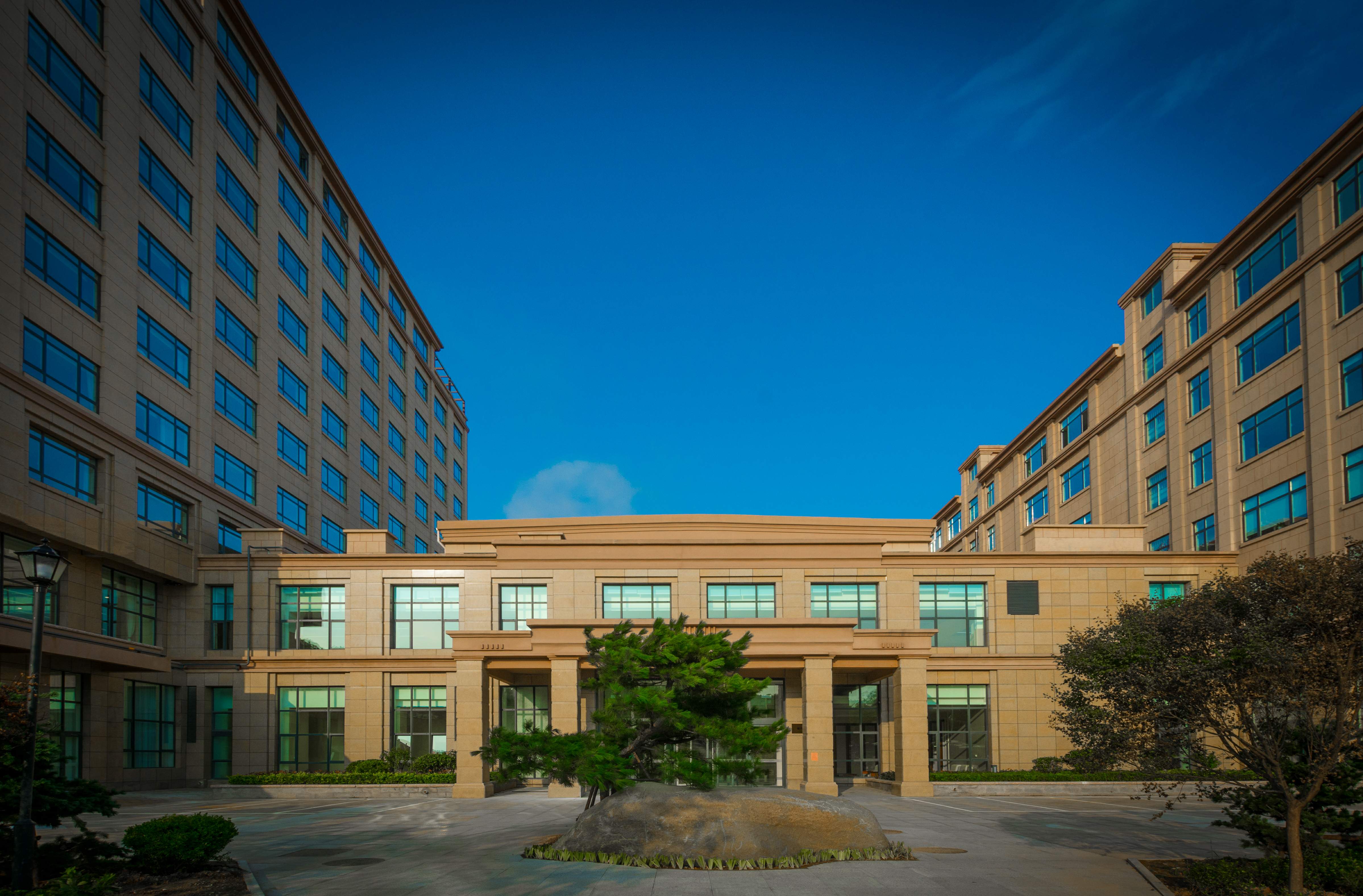 照片2.jpg 照片2.jpg