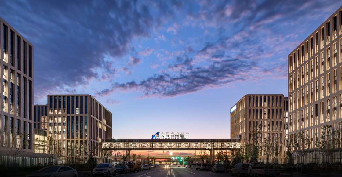 北京新机场南航基地运行及保障用房工程实景图4 - 副本.jpg