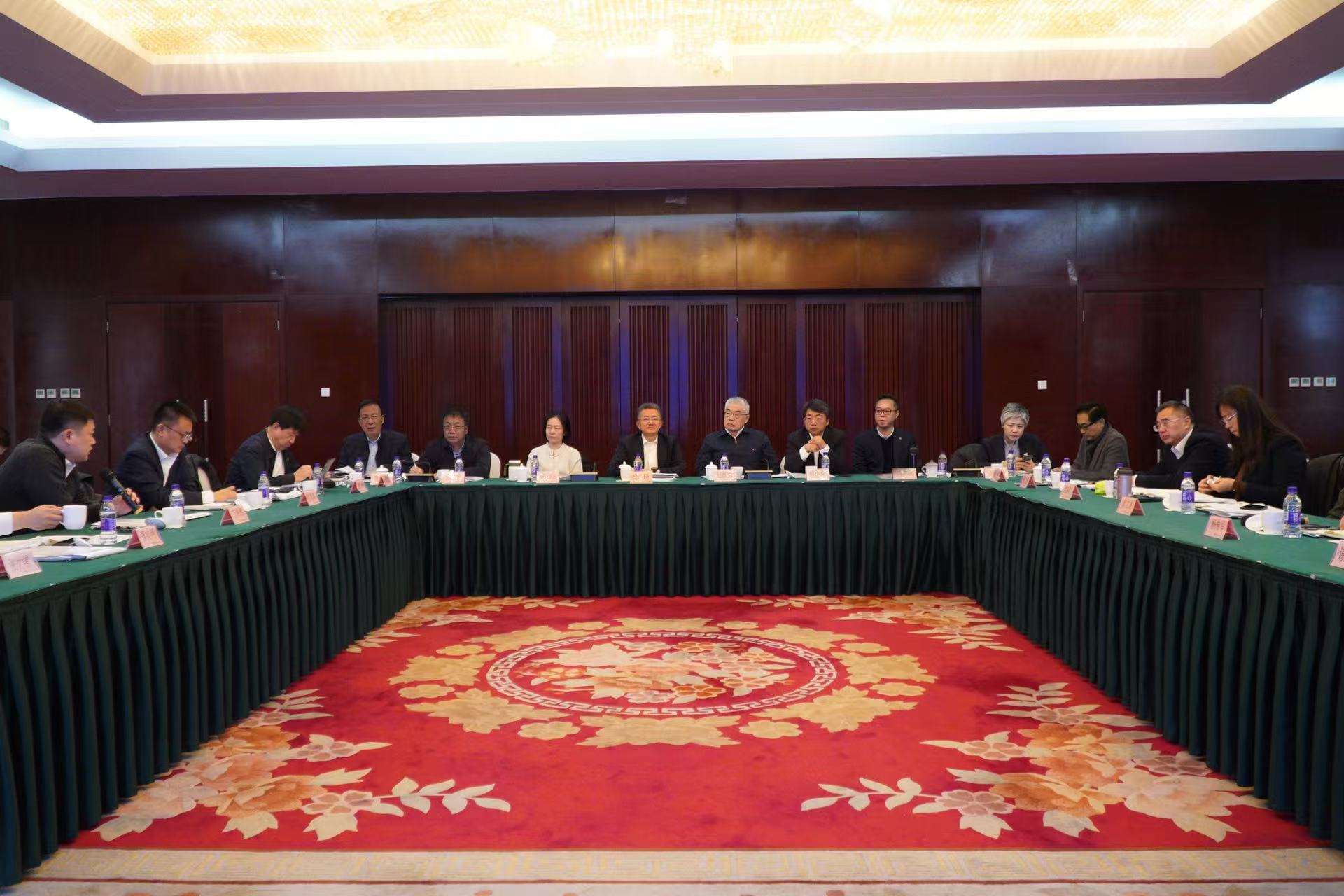 务虚会.jpg 务虚会.jpg